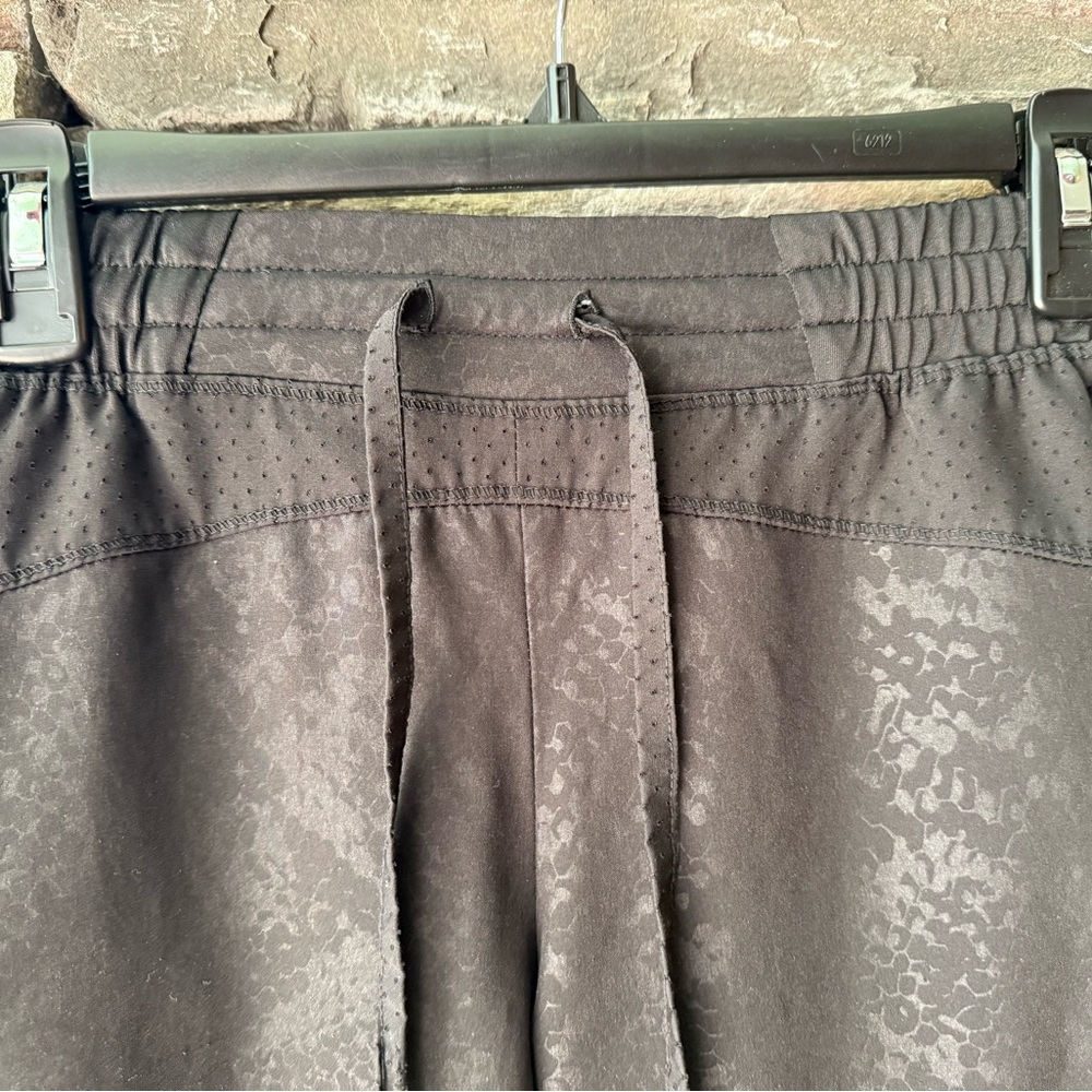 Barco One black snakeskin jogger scrub set S - Picture 6 of 9